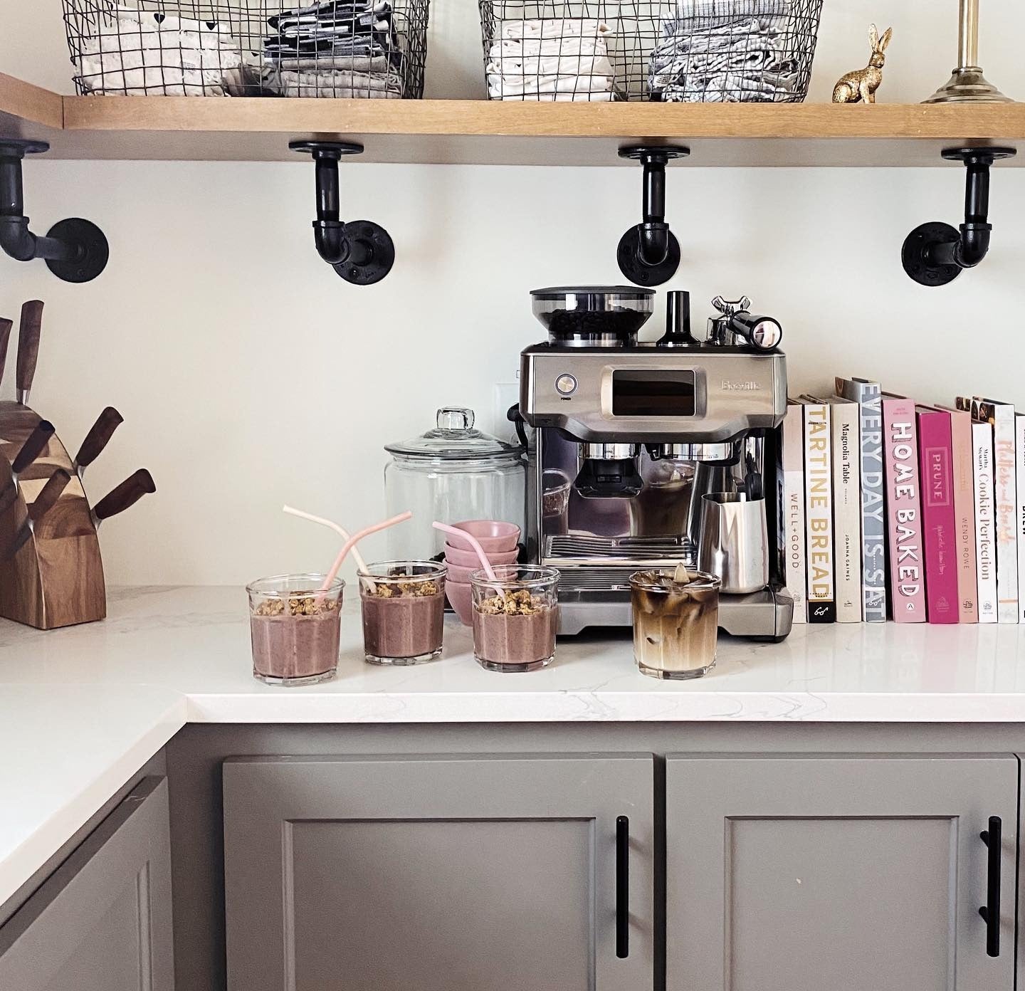Breville ® Barista Touch ™ Espresso Machine in Brushed Stainless Steel