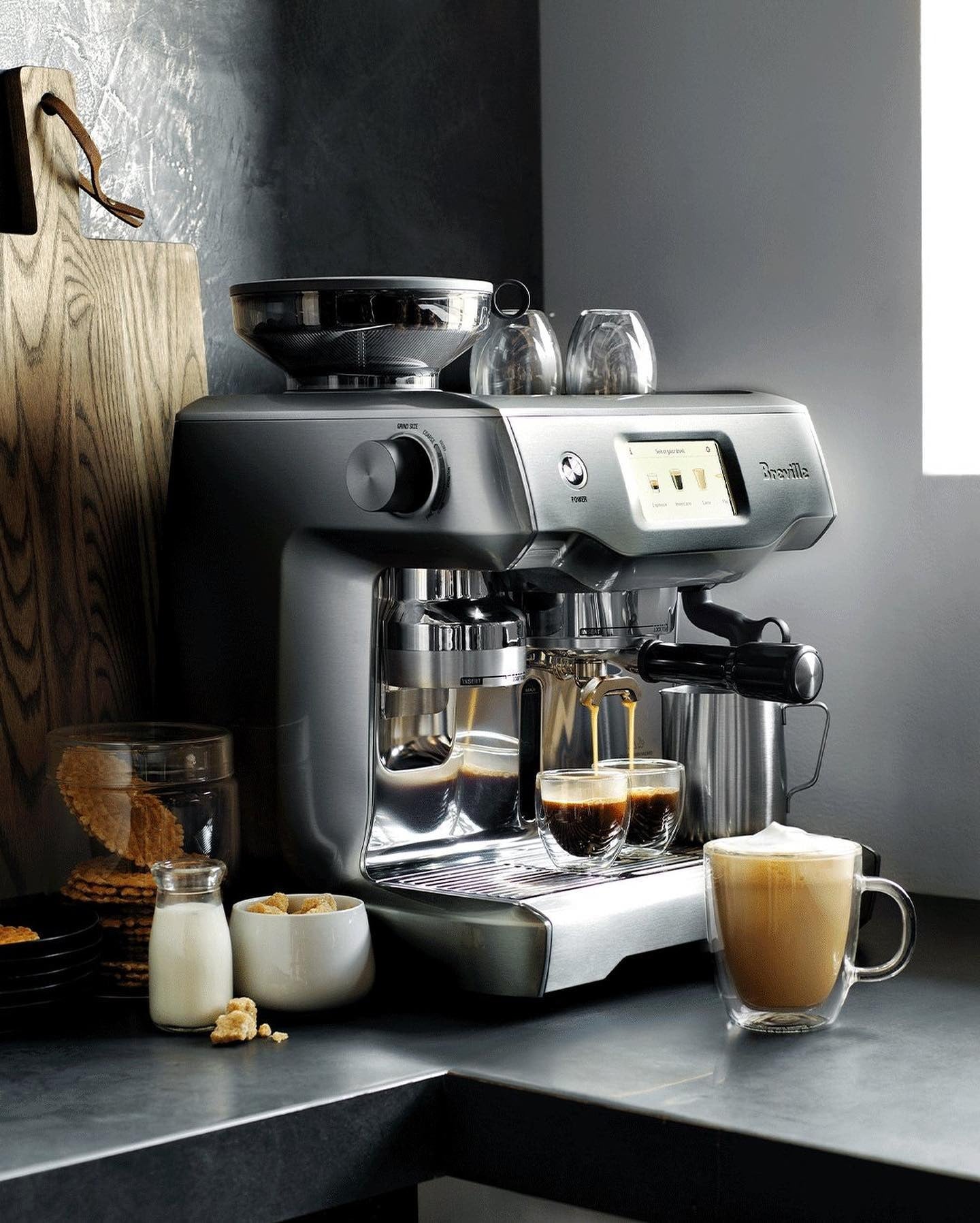 Breville ® Barista Touch ™ Espresso Machine in Brushed Stainless Steel