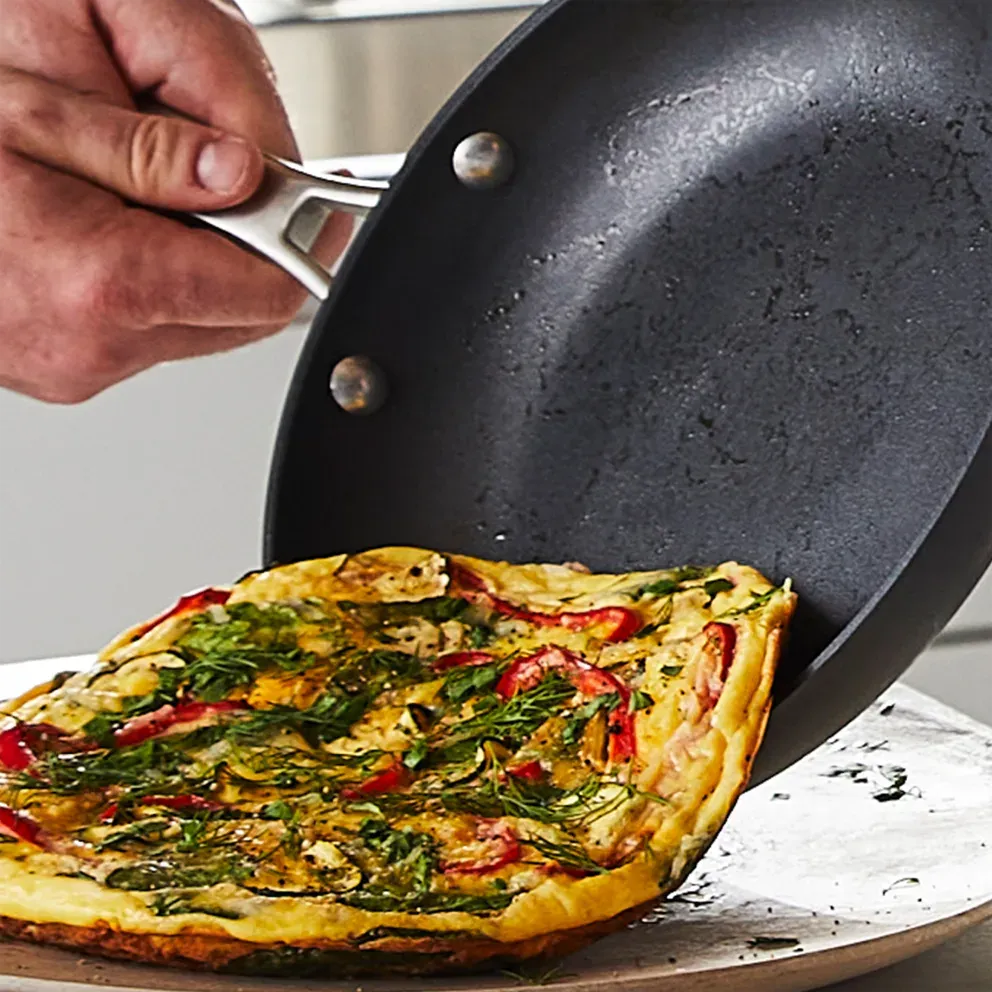 Calphalon Classic 10-Piece Hard-Anodized Cookware Set with No-Boil-Over Inserts