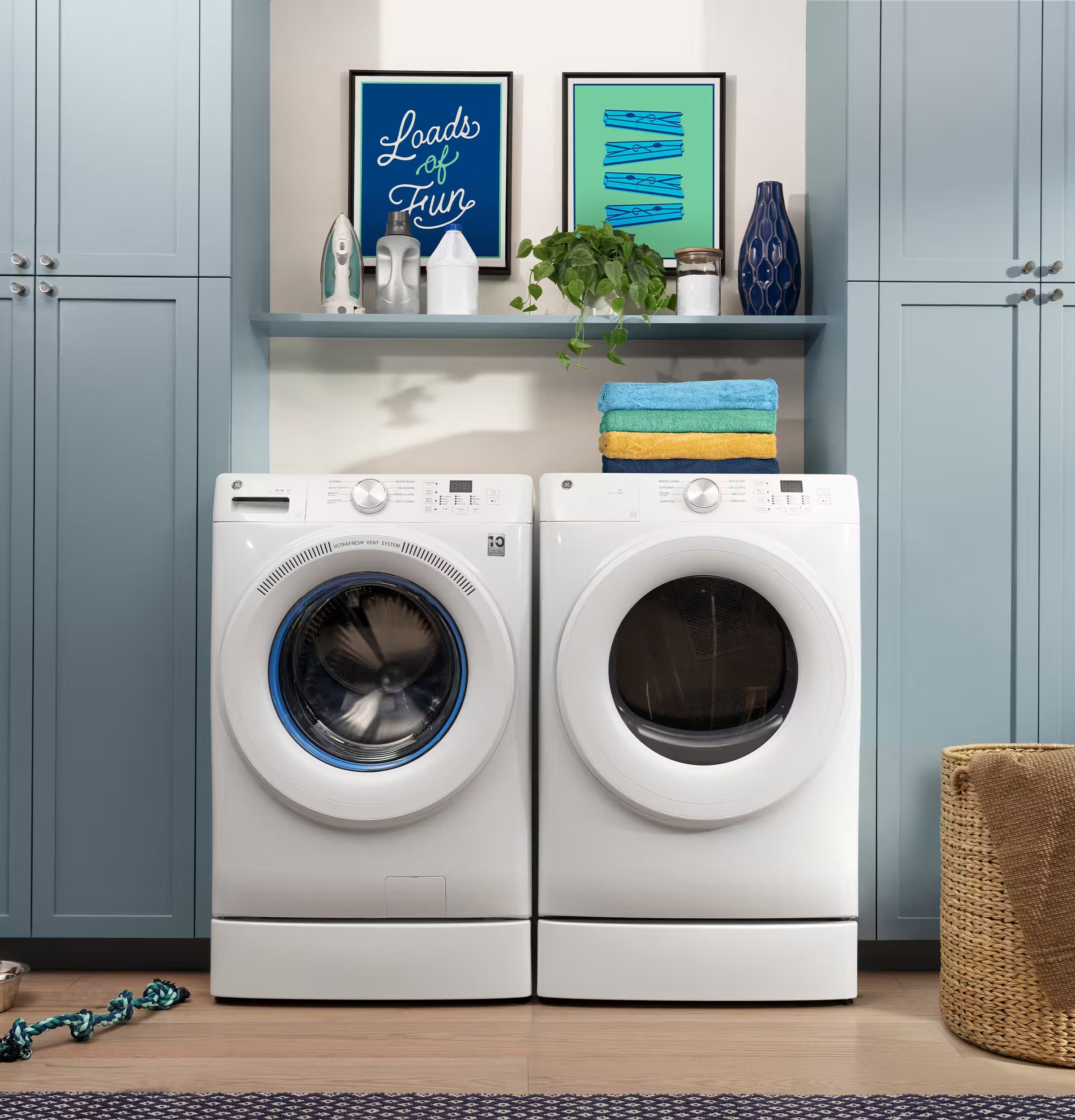 GE - 4.6 Cu. Ft. High-Efficiency Stackable Smart Front Load Washer with Odorblock UltraFresh Vent System - White